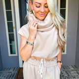 The En Style High Neck Sweatshirt