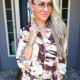 Abstract Attitude Button Up